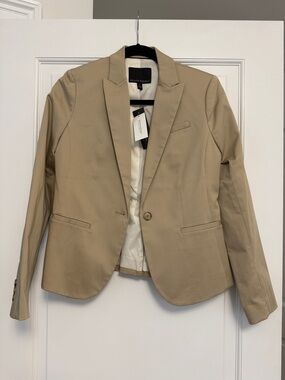 NWT- Banana Republic Women's Tan Blazer Jacket